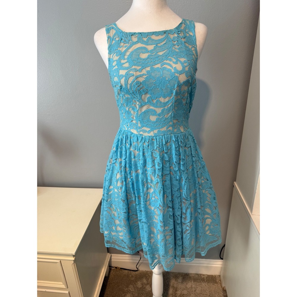 Jodi Kristopher Turquoise Floral Lace Keyhole Back Fit Flare Dress Size 7